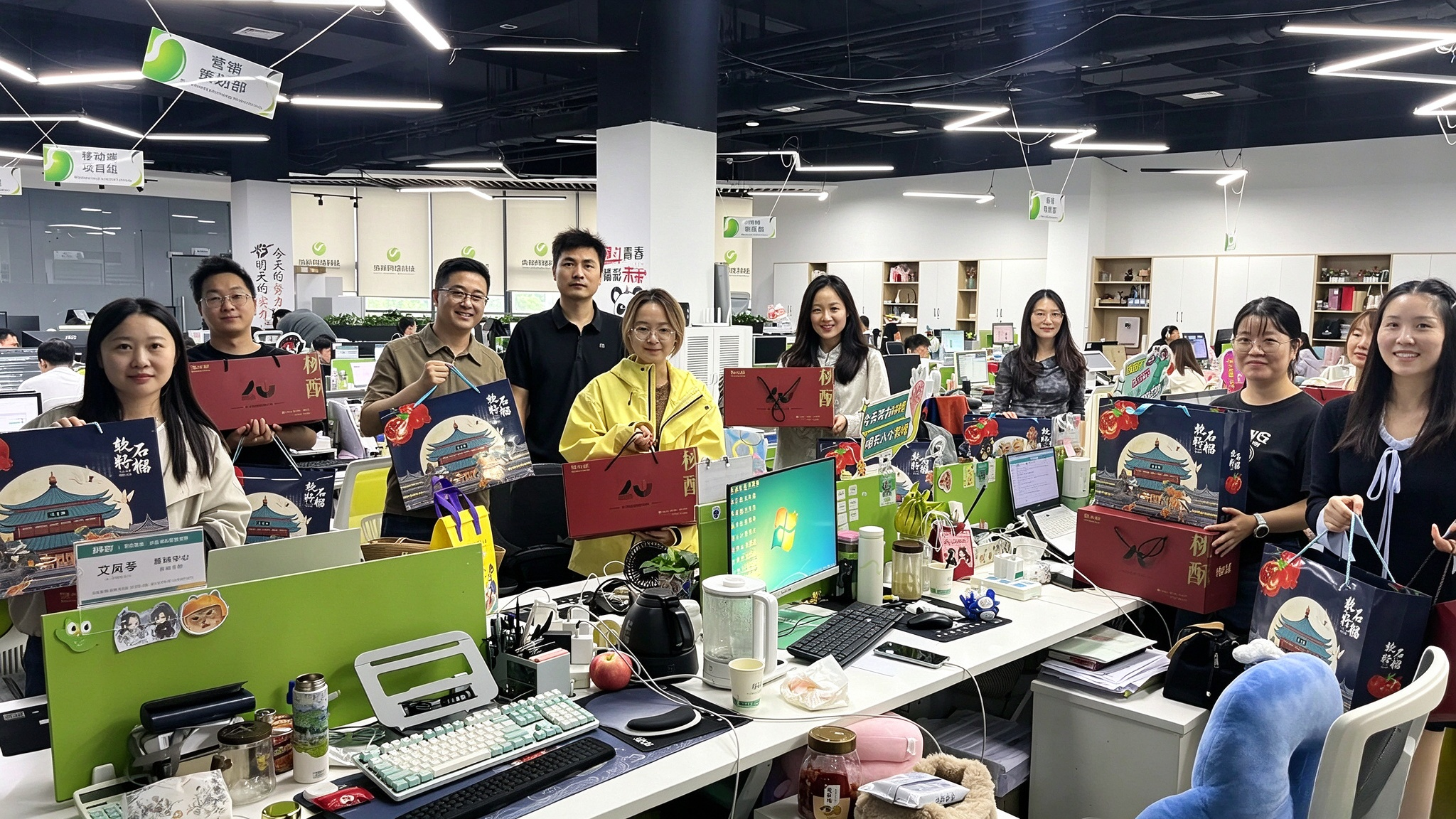 月满中秋 暖意同行|纳新科技暖心派发中秋福利,温情守护员工初心2